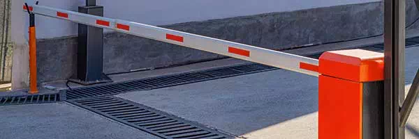 Installazione barriere automatiche per ingresso parcheggi